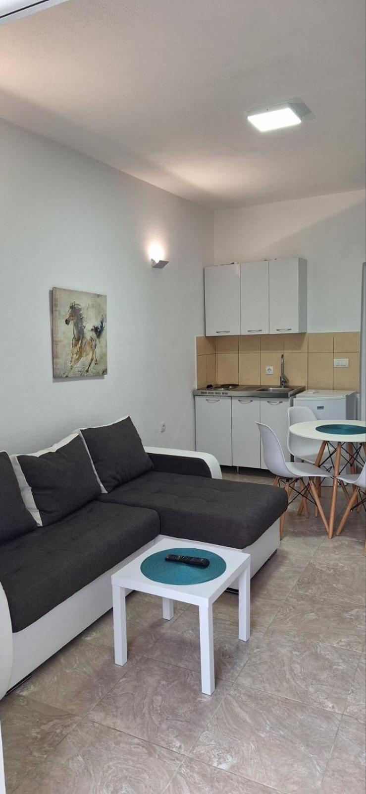 Montebello Inn Apartments Ülgün Dış mekan fotoğraf